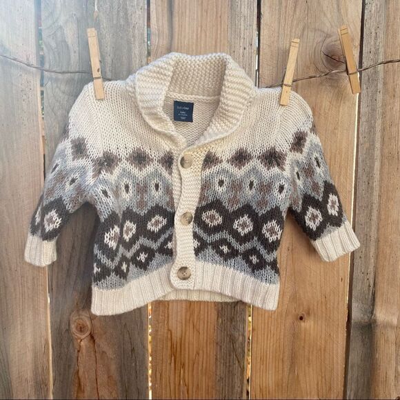 Baby Gap chunky cardigan size 0-3 months - Picture 1 of 9